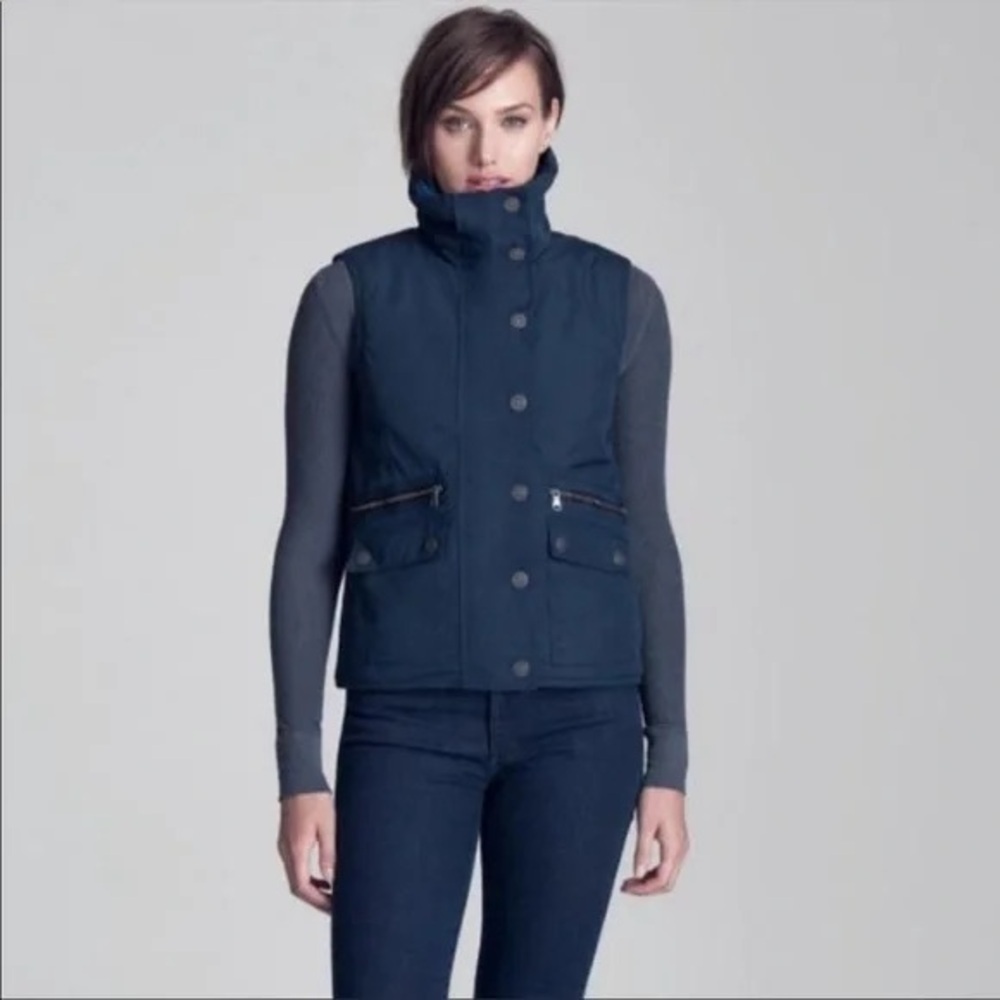 Aether Women’s Navy Outdoor Front Zip & Snap Vest Size 1